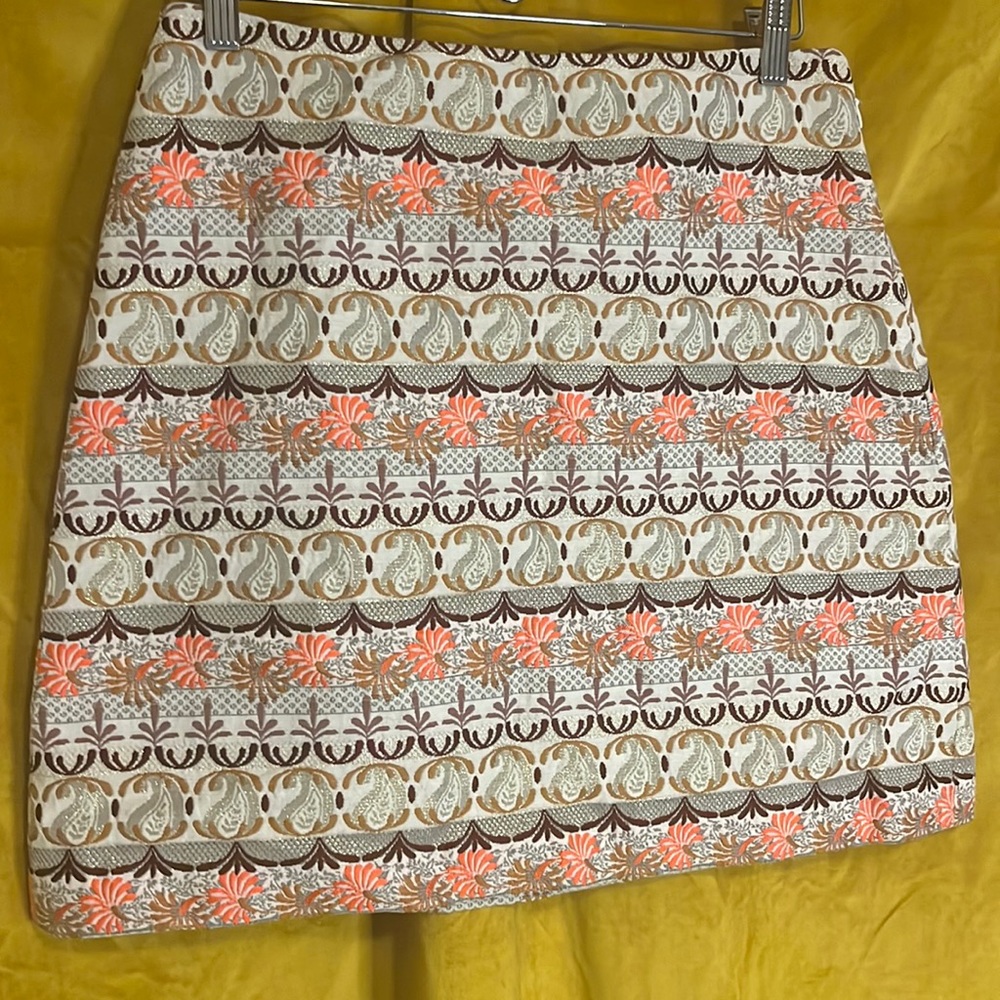 Loft Embroidered Boho Mini Skirt EUC 8